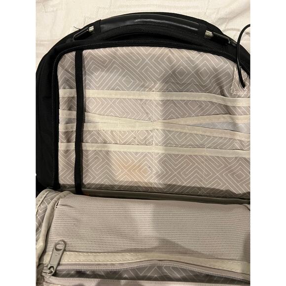 High Sierra Padded Computer Work Backpack - Picture 4 of 5